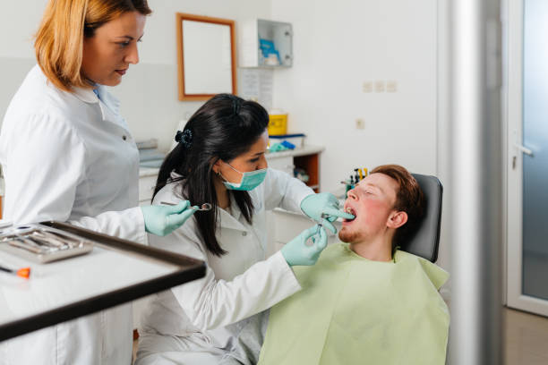 Best Emergency Dentist for Knocked-Out Tooth in Stem, NC